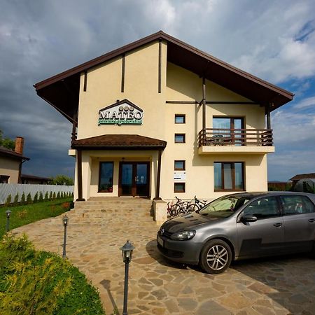 Pensiunea Mateo Hotell Buzău Exteriör bild
