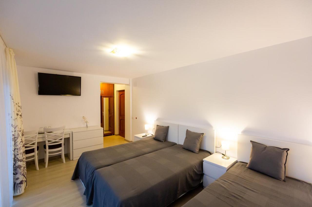 Pensiunea Mateo Hotell Buzău Exteriör bild